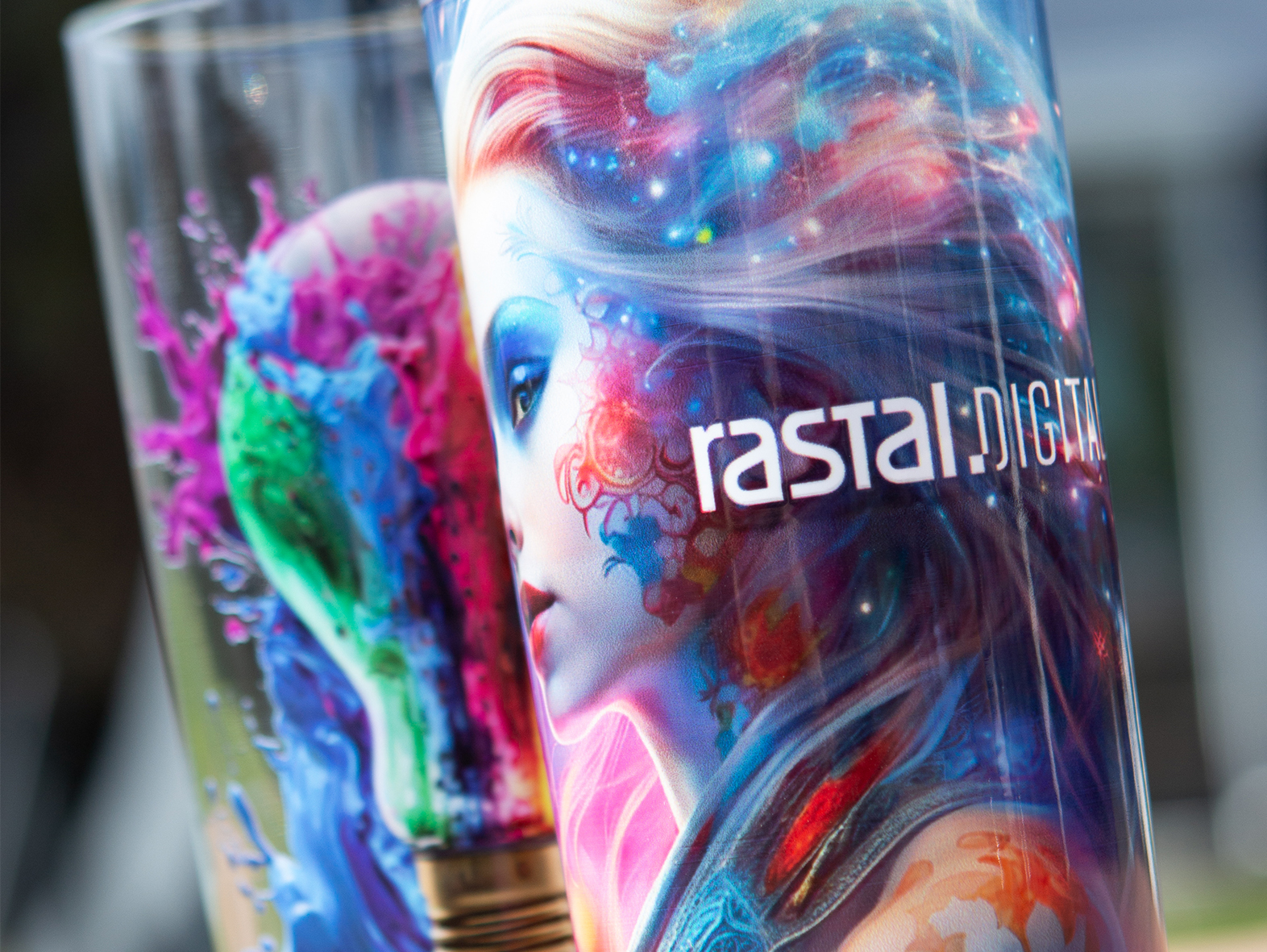 PHOTOREALISTIC